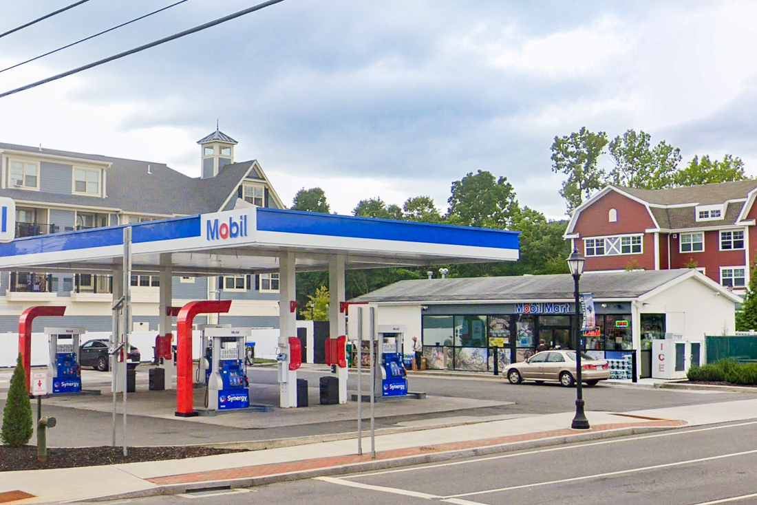 Site 914, 818 Federal Road, Brookfield, CT